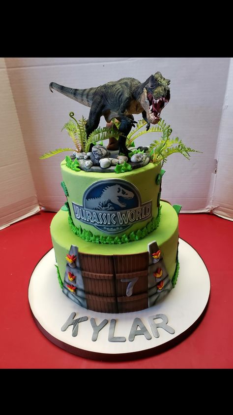 Jurassic World Cake, Dino Birthday Cake, Jurassic Park Birthday Party, Jurassic Park Party, Dinosaur Birthday Theme, Jurassic Park Birthday, Dino Cake, Dinosaur Birthday Cakes, Park Birthday