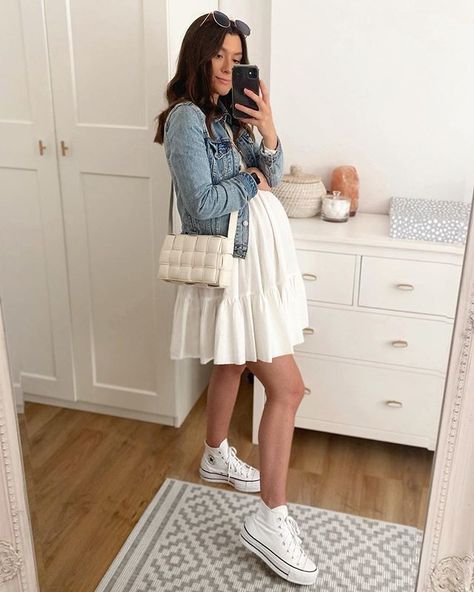 Pregnant Style Summer, Preggy Outfit, Pregnancy Outfits Casual, Outfits Hacks, Outfit Pregnant, Early Signs Of Pregnancy, Summer Pregnancy Outfits, Prego Outfits, Spring Maternity Outfits