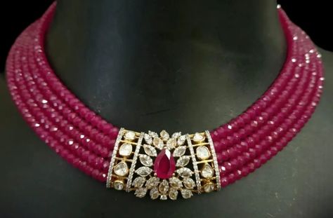 Choker Necklace Designs Beads, Rubies Jewelry Necklaces Beads, Ruby Beads Jewellery Indian, Beads Jewelry Indian Gold, White Stone Necklace, Ruby Necklace Designs, Beaded Wedding Jewelry, Fancy Jewelry Necklace, Pearl Jewelry Design