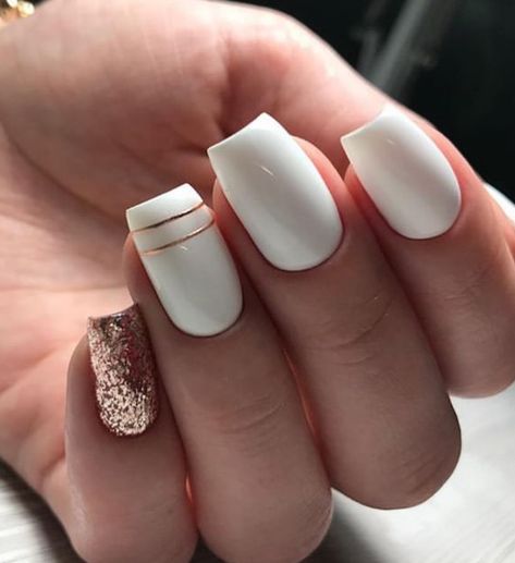 Feather Nails, Short French, Square Nail Designs, Short Square Nails, White Acrylic Nails, French Tip Acrylic Nails, Short Square Acrylic Nails, Acrylic Coffin, Almond Acrylic Nails