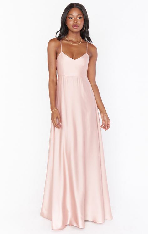 The Faith Maxi Dress has raised the bar for elegant bridemaids. This stunning maxi has a fitted bodice that hits at the top of your waist allowing the dramatic sweep of her full skirt to flatter as you walk. Trust us when we say, you gotta have Faith! Blush Colored Bridesmaid Dresses, Metallic Bridesmaid Dresses, Maternity Dress Wedding Guest, Rose Gold Bridesmaid Dress, Light Pink Bridesmaid Dresses, How Many Bridesmaids, Dress Rose Gold, Pastel Bridesmaid Dresses, Blush Pink Bridesmaids