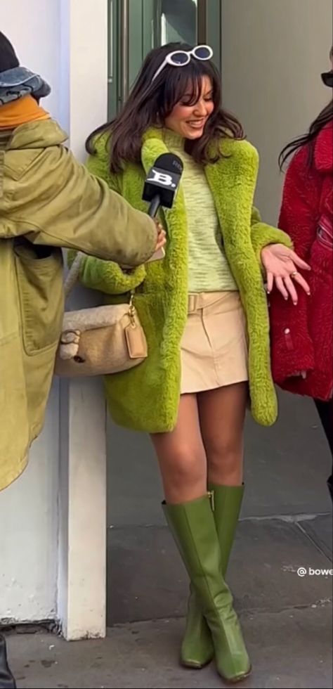 Green Gogo Boots Outfit, Green Fluffy Jacket Outfit, Green Outfit Aesthetic Winter, Green Boot Outfit, Green Autumn Outfit, Green Outfits Winter, Green Fur Coat Outfit, Kashmir Outfits, Green Winter Outfits