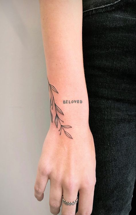 Bible Vine Tattoo, Vine Tattoo With Words, Wrap Around Hand Tattoos For Women, Leaf Tattoo Placement, Leaves Tattoo Wrist, 70 X 7 Tattoo, Olive Branch Tattoo Arm Wrap, Ramos Tattoo, Placement Tattoo