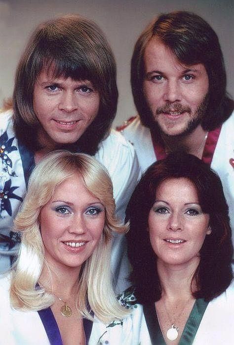 “Oh, no hard feelings between you and me If we can't make it But just wait and see #ABBA #abbareunited” Abba Outfits, Frida Abba, Abba Mania, The Bee Gees, 70s Music, Olivia Newton John, Aretha Franklin, Bee Gees, Last Fm