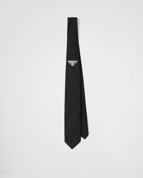 Prada Tie, Triangle Logo, Scarf Men, Prada Men, Gravity Falls, Ties Mens, Black Silk, Silk Ties, Preppy Style