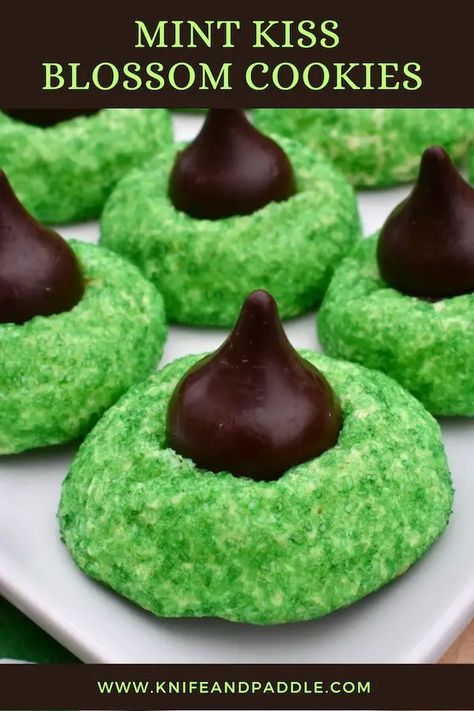 Mint Kiss Blossom Cookies • www.knifeandpaddle.com Mint Kiss Cookies, Kiss Blossom Cookies, Monster Recipes, Mint Sugar Cookies, Baking Fall, Kiss Cookie Recipe, Delicious Christmas Cookies, Kiss Cookies, Blossom Cookies