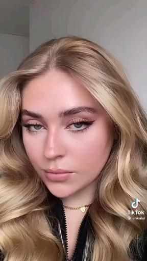 Pin on Ślub - makijaż Makeup For Chestnut Brown Hair, Official Makeup Look, Low Brow Bone Makeup, Pretty Simple Makeup Looks, Makeup Tutorial For Eyes, Makeup Looks Tutorial Eye, Makeup That Makes Brown Eyes Pop, Make Up For Pictures, Neutral Makeup For Green Eyes