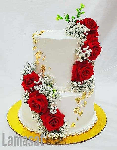 Anniversary Cake Two Tier, Two Tier Anniversary Cake Designs, Engagement Cake Designs, 2 Tier Wedding Cake, Red Rose Wedding Cake, Wedding Cake Simple Elegant, Birthday Cake Decorating Ideas, Buttercream Cake Decorating, Wedding Cake Roses