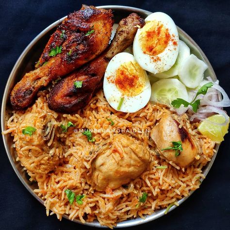 2,656 Likes, 30 Comments - Hand some food (@hand_some_food) on Instagram: “Chicken biryani with tandoori chicken, boiled egg and salad..!! . . . . . . . . credit :…” Biryani Masala, Good Evening Greetings, Chicken Biryani, Desi Food, My Recipes, Biryani, Boiled Eggs, Pad Thai, Indian Food