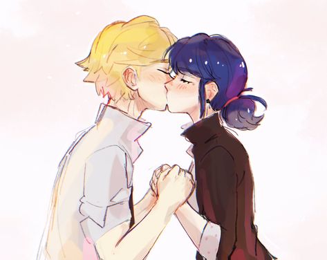 Miraculous Kiss, Adrinette Fanart, Mlb Fanart, Miraculous Fanart, Love Is Real, Ladybug Miraculous, Complicated Love, Marinette And Adrien, Miraculous Ladybug Movie