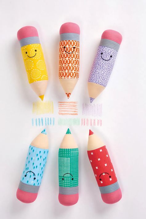 Giant pencil pillow pattern - Gathered Pencil Pillow, Giant Pencil, Coloring Pencils, Sewing Room Decor, Sewing To Sell, Cute Sewing Projects, Sewing School, Free Sewing Pattern, Bright Rainbow