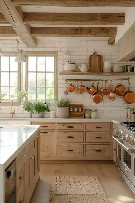 40 Gorgeous Rustic Farmhouse Kitchen Designs for a Homey Feel Rustic Kitchen Remodel On A Budget, Farmhouse Kitchen Wood Cabinets, Rustic Country Kitchens, Farmhouse Kitchen Ideas, Minimalist Kitchen Design, Farmhouse Kitchen Design, Cabin Kitchens, Rustic Farmhouse Kitchen, Country Style Kitchen