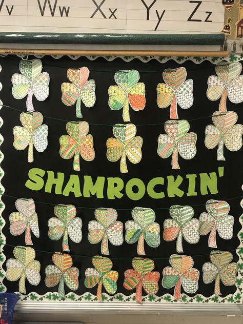 March Bulletin Board Shamrockin’ ☘️ March Bulletin Board Ideas For School, March Bulletin Board Ideas, March Bulletin Board, Shamrock Art, Art Bulletin Boards, Wake Ideas, 3rd Grade Art, Bulletin Board Ideas, Teacher Things