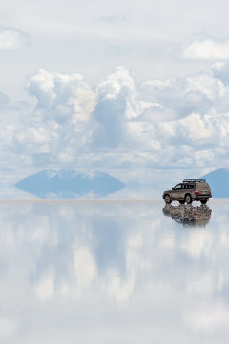 Salt Flats Bolivia, Sky Reflection, Uyuni Salt Flats, White Sheet, Mirror Lake, Salt Flats, Liminal Spaces, Surface Water, Incredible Places