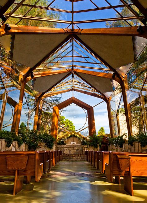 Wayfarers Chapel, Rancho Palos Verdes, CA. I saw this on 90210 and I would love to have my wedding there! Too bad it's in Cali, and it would most likely stretch my budget. And it's a church ;/ Wayfarers Chapel, Glass Chapel, Money Tree, Temporarily Closed, Anais Nin, About Money, Chapel Wedding, Frank Lloyd, Frank Lloyd Wright