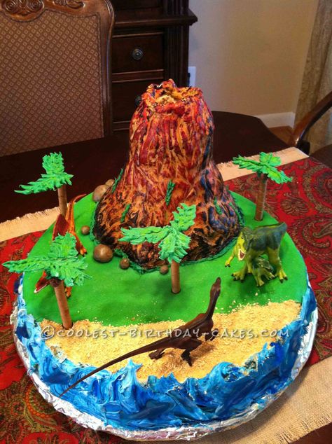 Easy Erupting Volcano Birthday Cake... This website is the Pinterest of birthday cake ideas Volcano Birthday Cake, Easy Volcano, Volcano Birthday, Dino Cakes, Pirouette Cookies, Dinosaur Cakes, Kids Birthday Cakes, Volcano Cake, Erupting Volcano