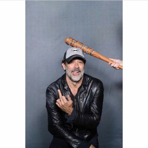 Jeff Dean Morgan, Jeffrey Dean Morgan Negan, Negan Walking Dead, Negan Twd, Dirty Girl, Jeffrey Dean, Jeffrey Dean Morgan, Hate Men, Johnlock