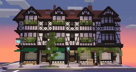 London Minecraft Builds, Minecraft Tudor House, Minecraft Tudor, Minecraft Village, Mc Builds, Different House Styles, Minecraft Cottage, Minecraft House Tutorials, Minecraft Inspiration