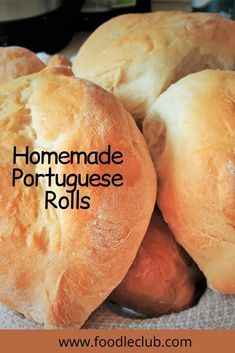 Portuguese Rolls Recipe, Portuguese Rolls, Portuguese Bread, Portuguese Dessert Recipes, Portuguese Sweet Bread, Portuguese Desserts, Artisan Bread Recipes, Best Bread Recipe, Bread Machine Recipes