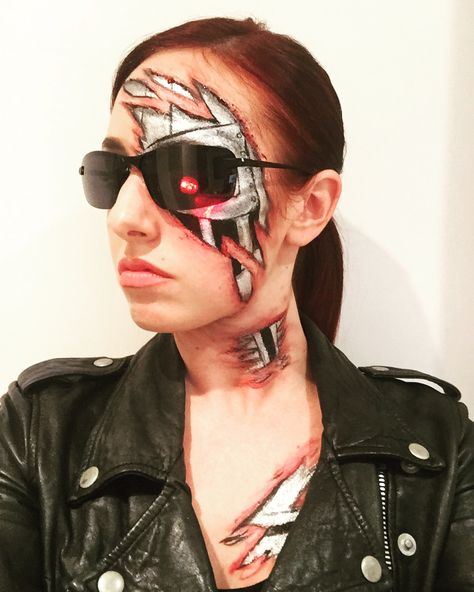 Terminator Makeup Halloween, Terminator Makeup, Halloween Makeuo, Terminator Costume, Halloweenský Makeup, Amazing Halloween Makeup, Makeup Easy, Halloween Makeup Easy, Face Painting Halloween