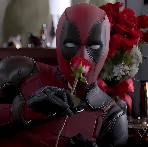 Yukio Deadpool Pfp, Deadpool Valentines Day, Deadpool Reaction Pics, Deadpool Hq, Deadpool Valentines, Deadpool Heart, Persona Pfp, Cartoon Deadpool, I Love Pfp