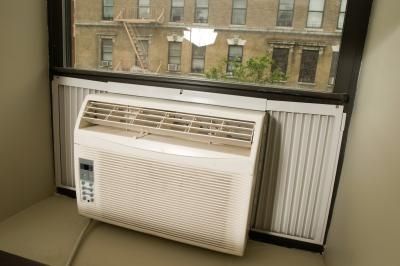 How to Get Rid of the Foul Smell in the Window Unit Air Conditioner Cover Air Conditioning Unit Indoor, Window Unit Air Conditioners, Window Air Conditioner Cover, Air Conditioner Maintenance, Ac Cover, Window Ac Unit, Window Ac, Window Air Conditioners, Air Conditioner Cover