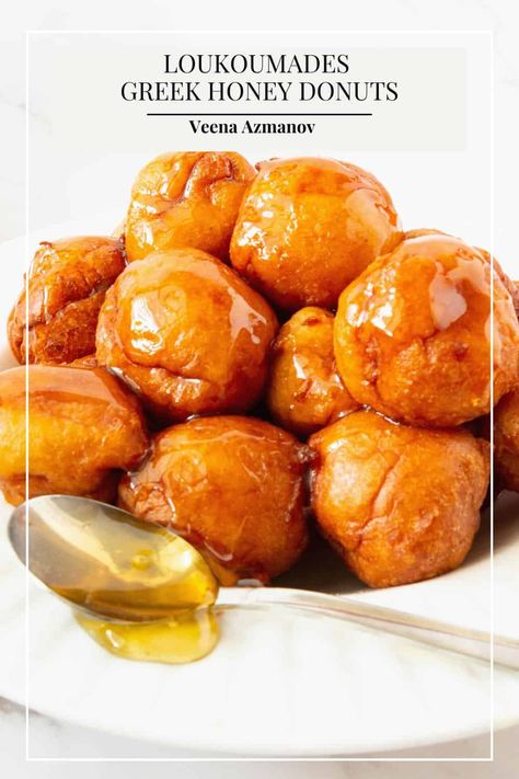 Greek Loukoumades Recipe, Loukoumades Recipe, Greek Donuts, Honey Balls, Mini Donut Recipes, Cream Filled Donuts, Filled Donuts, Greek Desserts, Shortbread Recipes