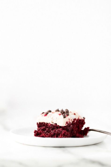 Just Beet It Vegan Gluten-Free Red Velvet Cake | Beets work their magic in this moist, chocolaty, icing-slathered, and crimson-hued cake. Gluten Free Red Velvet Cake, Vegan Red Velvet Cake, Vegan Cakes, Dried Raspberries, Vanilla Icing, Vanilla Coconut, Pinterest Images, Gluten Free Cakes, Vegan Sweets