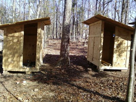 Shipping Crate Chicken Coop, Crate Chicken Coop, Make A Chicken Coop, Wooden Shipping Crates, Rustic Wood Box, Crate Table, Red Farmhouse, Pallet Crates, Chicken Farming