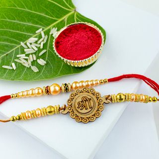 To order rakhi gifts online visit https://www.indiagift.in/rakhi call us at 011-40846368, 8130995751, 9355231693, 8178780037 or email care@indiagift.in #rakhigifts #rakhi #happyrakhi #onlinegifts #personalizedgifts #rakshabandhan Happy Rakhi, Chocolate Pack, Dairy Milk Chocolate, Valentines Birthday, Gift Subscription Boxes, Front Hair, Lakshmi Images, Computer Basics, Front Hair Styles