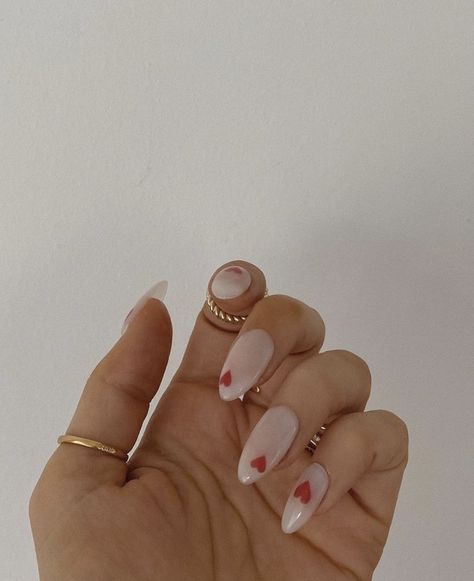 🕊 on Twitter: "💕 Happy Valentine’s day 💕… " Nude Nails With Red Heart, Nude Nails With Heart, Nails With Red Heart, Red Heart Nails, Nails With Red, Vintage Nails, Minimal Nails, Nail Jewelry, Minimalist Nails