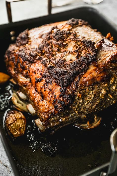 Standing Rib Roast – WellPlated.com Roast Prime Rib, Christmas Roast, Standing Rib Roast, Butternut Squash Risotto, Homemade Dinner Rolls, Rib Roast, Beef Cuts, Prime Rib, Roast Beef