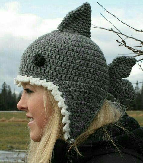 Shark Crochet Hat, Crochet Hat Kids, Shark Crochet Pattern, Shark Crochet, Crochet Shark, Crochet Cowl Free Pattern, Shark Hat, Ideas For Crochet, Ravelry Crochet