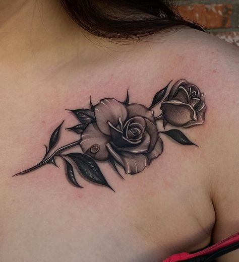 Heart Tattoo Ideas, Feminine Shoulder Tattoos, Cover Up Tattoos For Women, Colour Tattoo For Women, Rose Flower Tattoos, Rose Drawing Tattoo, Timeless Tattoo, Cross Tattoos For Women, Rose Tattoos For Women