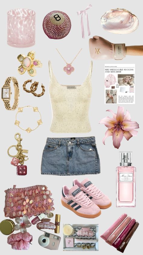 #pink #summer #outfit #outfitinspo Collage Outfits Summer, Cute Outfit Boards, Summer Outfits Shuffle, Summer 2025 Outfits, Saturday Outfit Ideas, Summer Outfits Greece, Outfit Inspo Collage, Shuffles Outfits, Outfit Inspo Pink