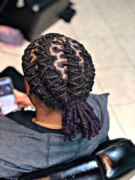 Cool Loc Styles For Men, Short Dreads Hairstyles For Men, Mens Dreadlock Styles Barrel Twist, Dreadlock Retwist Styles For Men, Locs Hairstyles For Studs, Stud Dread Styles, Loc Styles For Studs, Dread Hairstyles For Men Medium, Dreads Braided Men Style