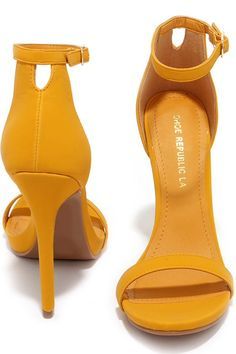 Shoes Yellow, Yellow Heels, Stiletto Shoes, Yellow Tones, Fabulous Shoes, Fashion Heels, Hot Shoes, Shoes Pumps, Ankle Strap Heels