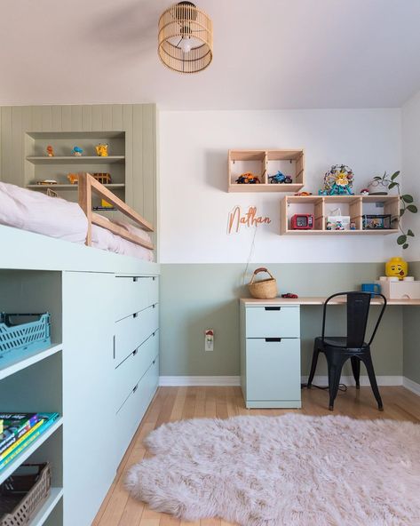 Loft Conversion Layout, Interior Design Kids Bedroom, Bedroom Boy, Children's Bedroom Ideas, Kids Room Interior Design, Modern Kids Room, Kids Bedroom Inspiration, Toddler Bedrooms, Tiny Bedroom