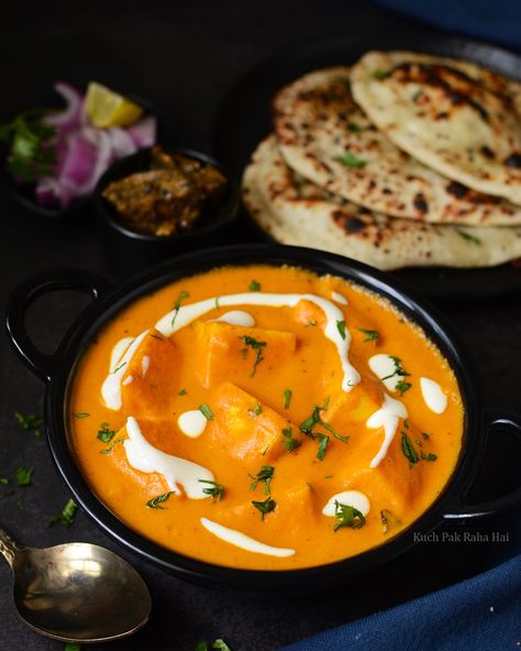 Spring Dinner Ideas, Easy Lunch Box Ideas, Shahi Paneer Recipe, Tandoori Roti, Paneer Dishes, Nourish Your Soul, Indian Family, Spring Dinner, Paneer Recipes