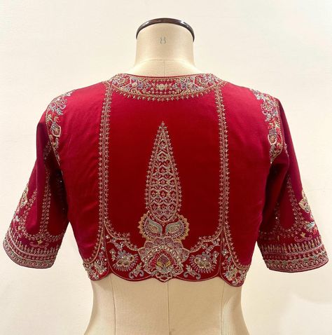 Marodi Work Blouse, Banaras Blouse, Marodi Work, Aari Blouses, Indian Blouses, Neck Patterns, Long Blouse Designs, Blouse Works, Bridal Blouses