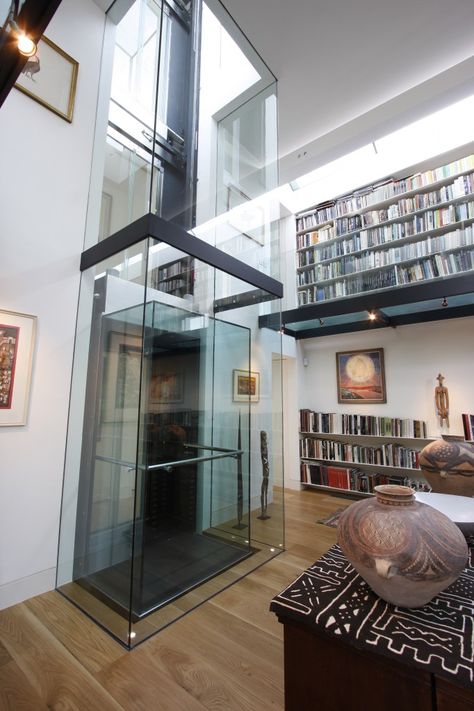 House Lift, Elevator Interior, Bedroom Inspirations Minimalist, Glass Lift, Elevator Design, Glass Elevator, Modern Villa Design, Lift Design, Casa Container