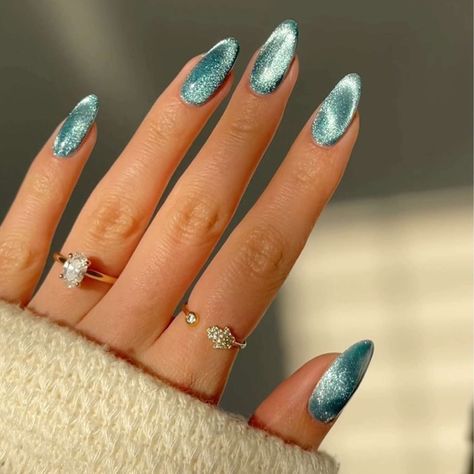 Gel French Manicure, Tato Henna, Teal Nails, Velvet Nails, Turquoise Nails, Nails Yellow, Silver Nail, Her Nails, Blue Nail