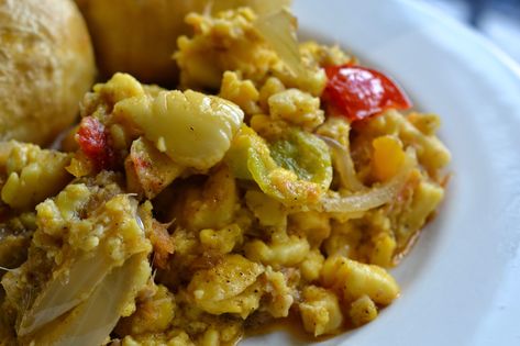 Ackee and saltfish with fried dumplings Jamaican Breakfast, Salt Fish, Jamaica Food, Carribean Food, Jamaican Cuisine, Jamaican Dishes, Fried Dumplings, Island Food, Jerk Chicken