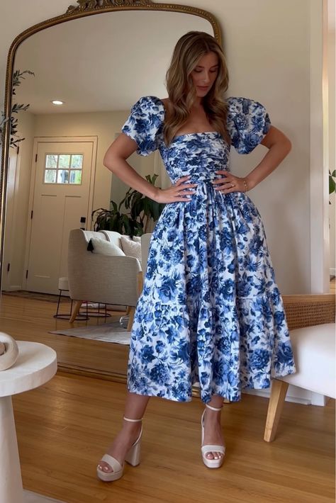 Ruched Puff Sleeve Poplin Midi Dress, Floral Puff Sleeve Midi Dress, Aesthetic Puff Sleeve Dress, Puff Sleeve Maxi Dress Outfit, Midi Dress Puff Sleeves, Cute Dresses Puff Sleeve, Casual Dress Blue, Summer Midi Dress With Sleeves, Shirred Midi Dress