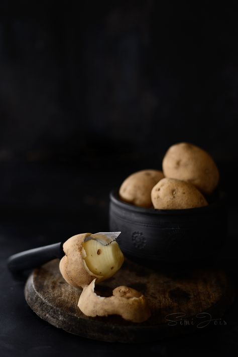 Potato Food Photography, Sweet Potato Photography, Potato Twister Photography, Potato Chips Photography, Potato Photo, Potato Photography, Sweet Potato Fries Photography, Stir Fry Potatoes, Fried Spinach