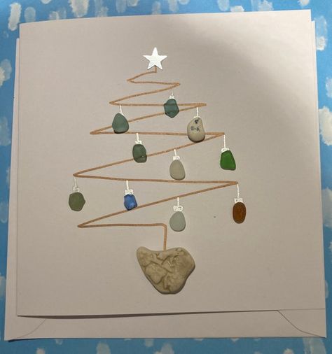 Pebble Art Angel, Seaglass Christmas, Sea Glass Art Diy, Pottery Christmas, Sea Glass Art Projects, Beach Glass Crafts, Tree Handmade, Handmade Christmas Card, Glass Art Projects