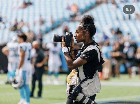 Photojournalism Aesthetic, Sports Photographer Aesthetic, Female Journalist Aesthetic, Sport Management Career, Sports Videography, Communications Major, Ella Woods, Sports Broadcasting, Hbcu Fashion