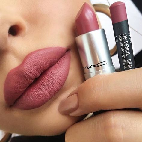 M·A·C Cosmetics on Instagram: “The Soar the Mehr-ier. Outline lips with Lip Pencil - Soar , then layer on must-have Matte Lipstick - Mehr for a complete lip look in…” Popular Mac Lipsticks, Outline Lips, Beauty Eye Makeup, Mac Lipstick Colors, Mac Lipstick Swatches, Best Mac Lipstick, Mac Lipstick Shades, Gloss Eyeshadow, Mac Lipsticks