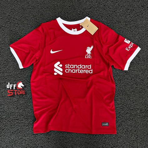 Jeans Cargo, Sport Dress, Content Ideas, Pattern Phone Case, Football Shirts, Liverpool, Closet, Clothes