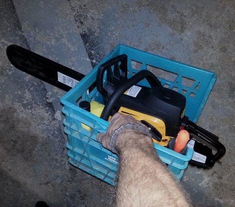 Chainsaw Holder, Chainsaw Case, Plastic Milk Crates, Best Chainsaw, Garden Tool Rack, Chainsaw Mill, Plastic Milk, Tool Storage Diy, Tool Rack